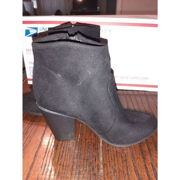 New Size 6 Black Stacked Heel Side Zip Ankle Boots Booties - Picture 3 of 4